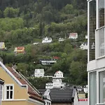 80 Square Metre Flat In The Heart Of - 2 Big Bedrooms Bergen
