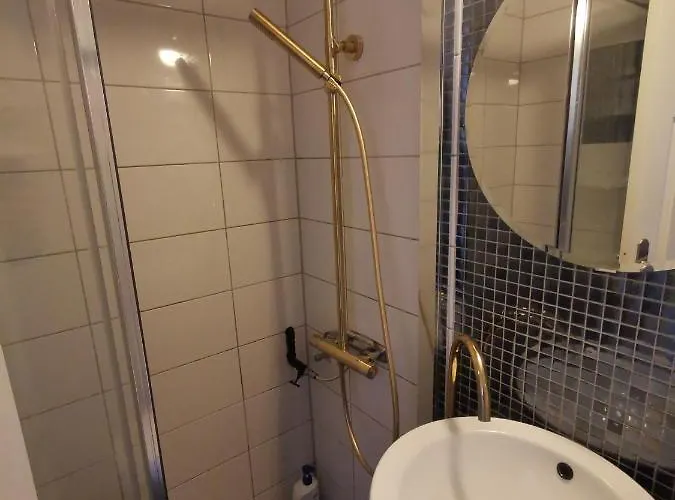 80 Square Metre Flat In The Heart Of - 2 Big Bedrooms * Μπέργκεν